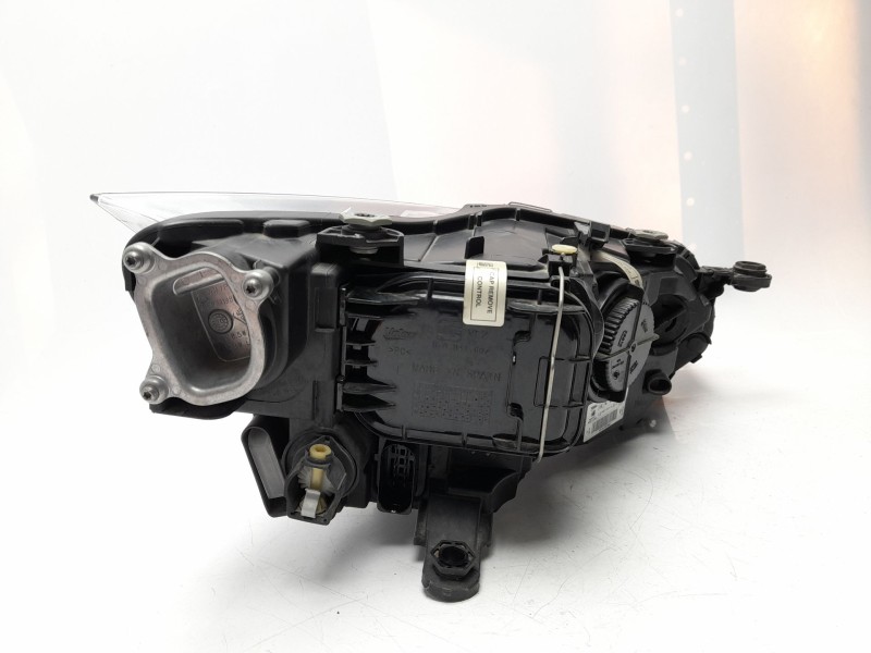 Recambio de faro izquierdo para seat arona (kj7, kjp) 1.0 tsi referencia OEM IAM 6F1941015B  10121371004/11854511/9010073