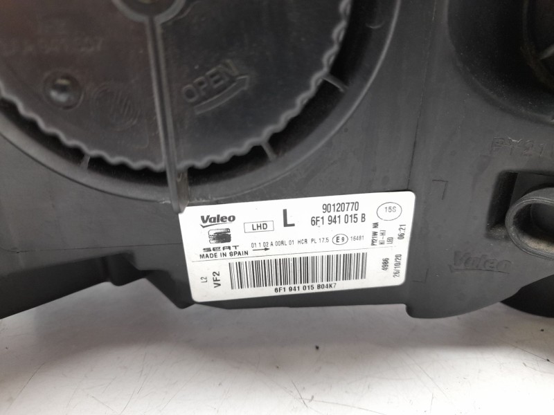 Recambio de faro izquierdo para seat arona (kj7, kjp) 1.0 tsi referencia OEM IAM 6F1941015B  10121371004/11854511/9010073