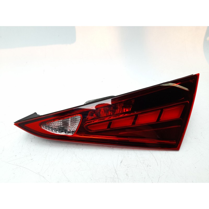 Recambio de piloto trasero derecho interior para mercedes-benz clase c (w206) c 200 d (206.003) referencia OEM IAM A2069064000  