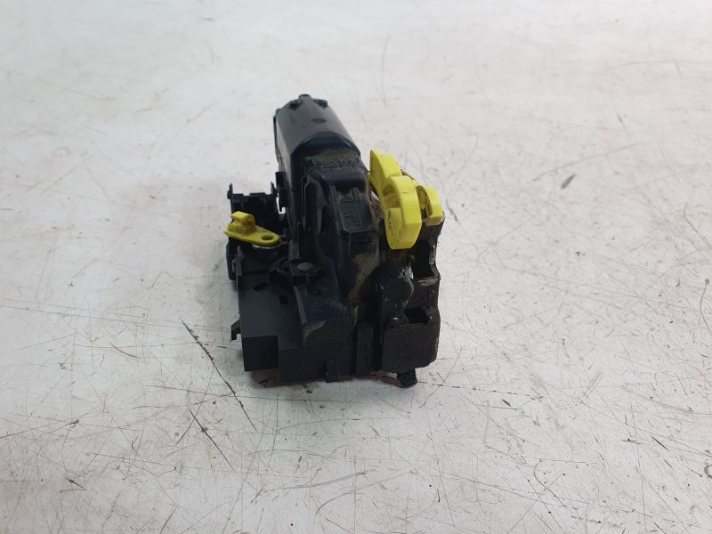 Recambio de cerradura puerta trasera izquierda para dacia duster (hs_) 1.2 tce 125 referencia OEM IAM 825031439R  