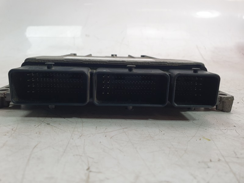 Recambio de centralita motor uce para dacia duster (hs_) 1.2 tce 125 referencia OEM IAM 237106276R  