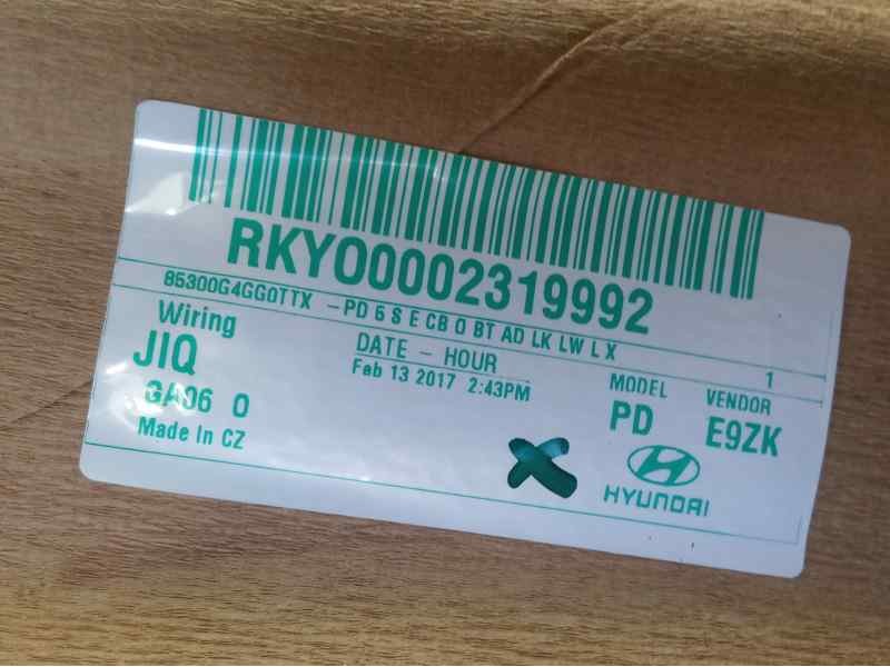 Recambio de techo interior para hyundai i30 (pd) klass referencia OEM IAM RKY0000231992 1951025402009 G4A015123