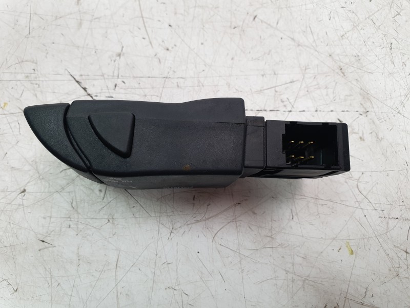 Recambio de mando volumen para dacia duster (hs_) 1.2 tce 125 referencia OEM IAM 255522187R  