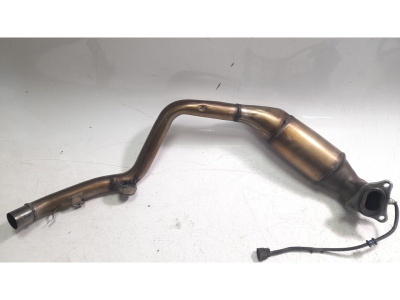 Recambio de colector escape para honda x-adv referencia OEM IAM 18150MKTD01  