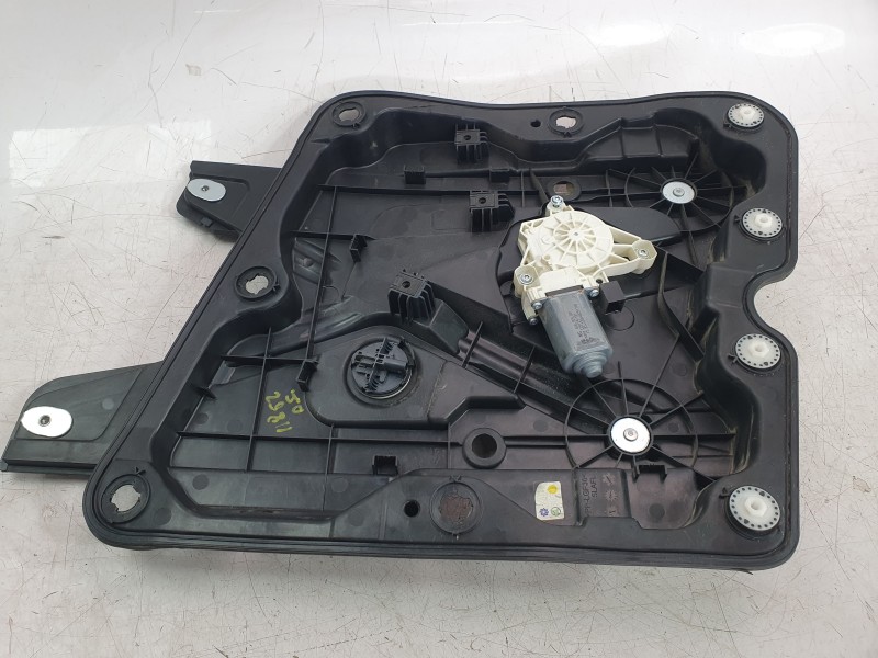 Recambio de elevalunas delantero izquierdo para skoda enyaq iv coupé (5ac) 80 sportline referencia OEM IAM 5LA837461  