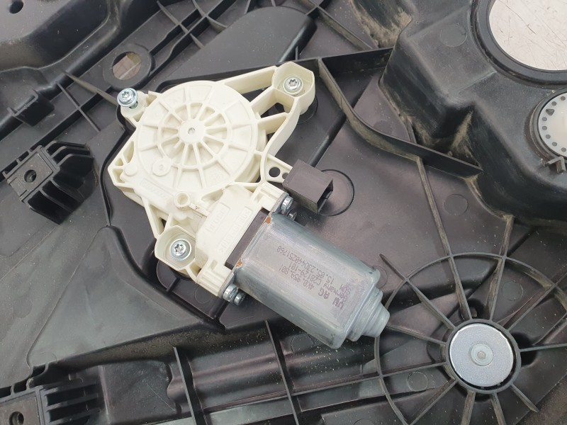 Recambio de elevalunas delantero izquierdo para skoda enyaq iv coupé (5ac) 80 sportline referencia OEM IAM 5LA837461  