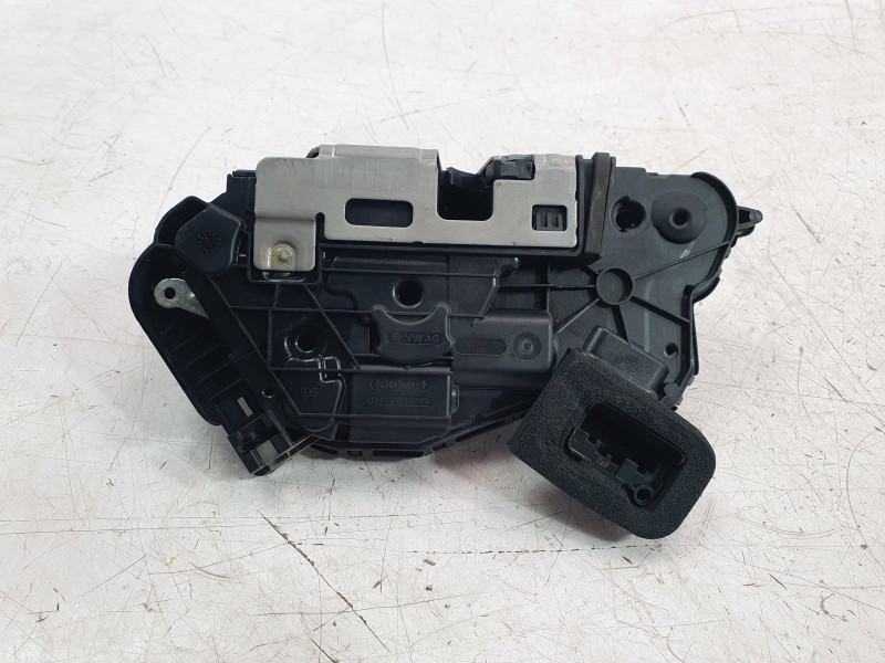 Recambio de cerradura puerta delantera izquierda para skoda enyaq iv coupé (5ac) 80 sportline referencia OEM IAM 5TB837015D  