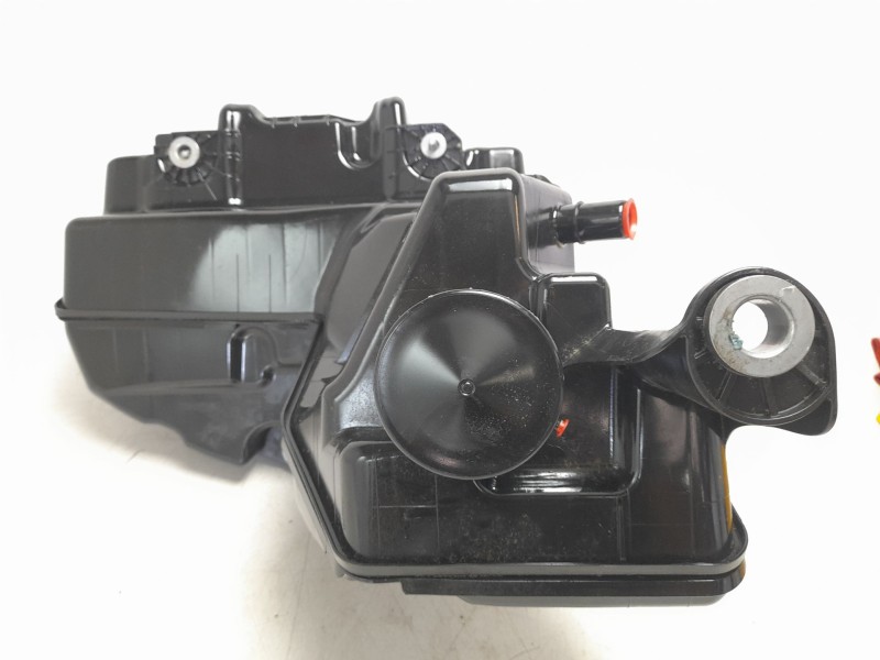 Recambio de deposito adblue para mercedes-benz clase c (w206) c 200 d (206.003) referencia OEM IAM   