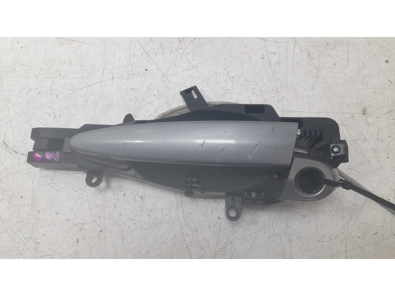 Recambio de maneta exterior delantera izquierda para bmw x1 (e84) sdrive 18 d referencia OEM IAM 51212992985  