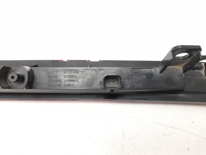 Recambio de luz central de freno para renault captur 1.5 dci diesel fap referencia OEM IAM 265902759R  103F19960900/5500500