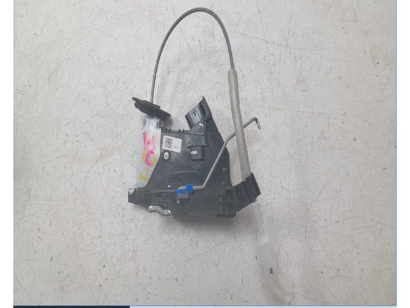 Recambio de cerradura puerta trasera izquierda para hyundai kona 1.0 t-gdi referencia OEM IAM 81410BE100  