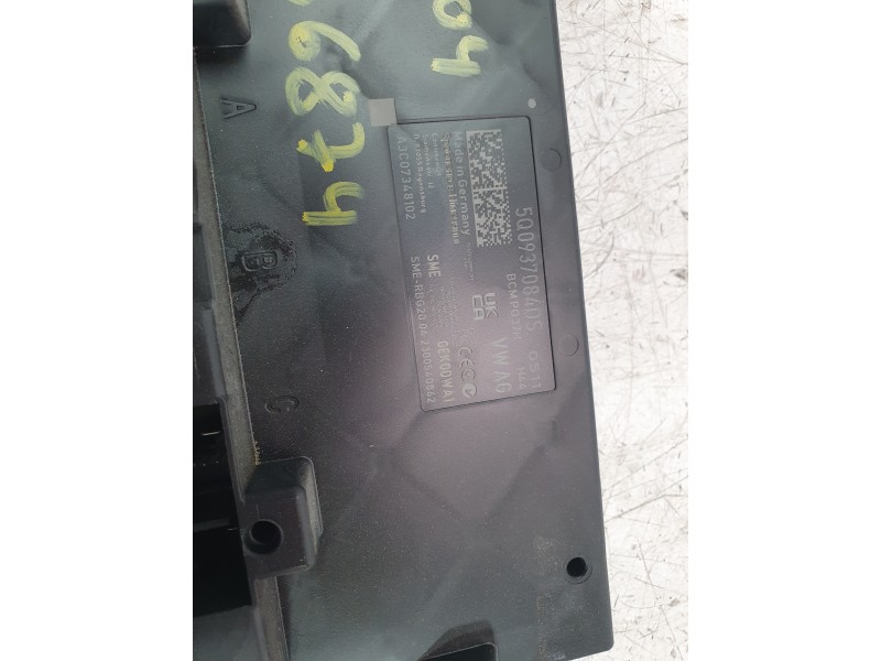 Recambio de modulo electronico para volkswagen touran (5t1) 2.0 tdi referencia OEM IAM 5Q0937084DS  