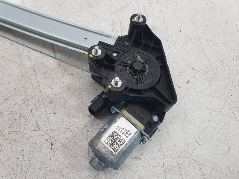 Recambio de elevalunas delantero derecho para hyundai i20 iii (bc3, bi3) 1.0 t-gdi referencia OEM IAM 82404Q0010  