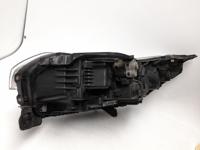 Recambio de faro derecho para citroën c5 iii (rd_) 2.0 hdi 140 referencia OEM IAM 9689037780  5160044