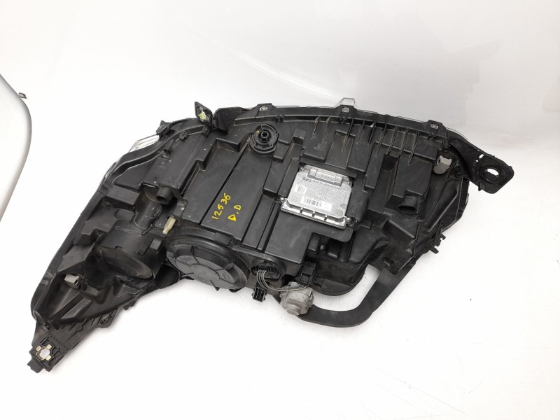 Recambio de faro derecho para citroën c5 iii (rd_) 2.0 hdi 140 referencia OEM IAM 9689037780  5160044