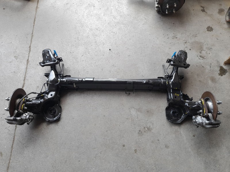 Recambio de puente trasero para opel crossland x / crossland (p17, p2qo) 1.2 (75) referencia OEM IAM 5148W1  