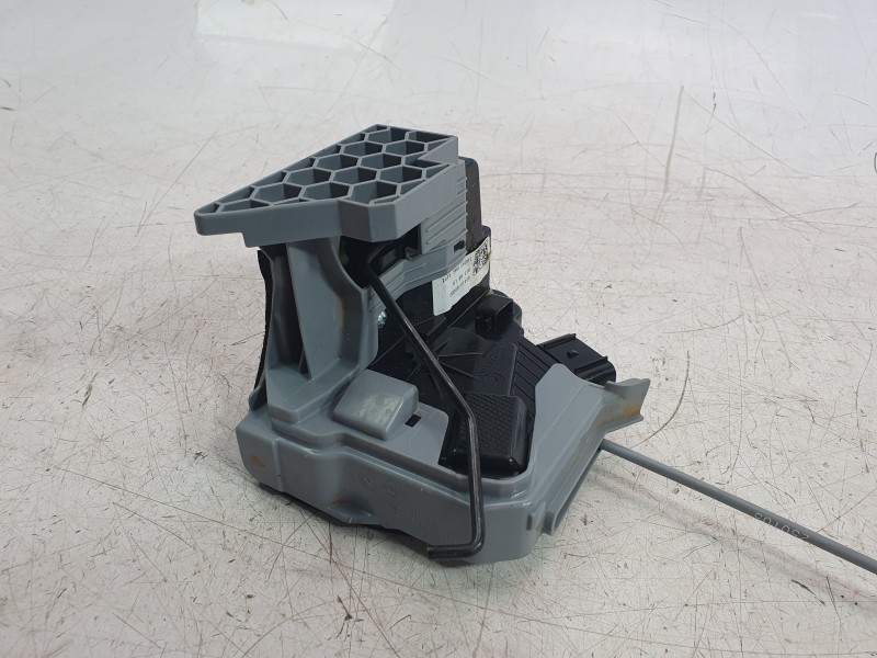 Recambio de cerradura puerta trasera izquierda para hyundai i20 iii (bc3, bi3) 1.0 t-gdi referencia OEM IAM 81410Q0000  