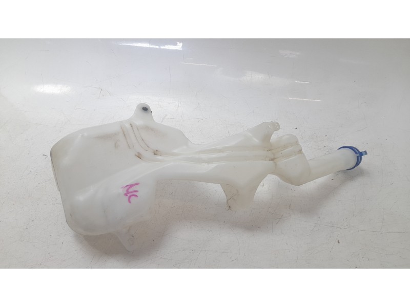 Recambio de deposito limpia para ford ecosport 1.0 ecoboost referencia OEM IAM GN1517B613FB  