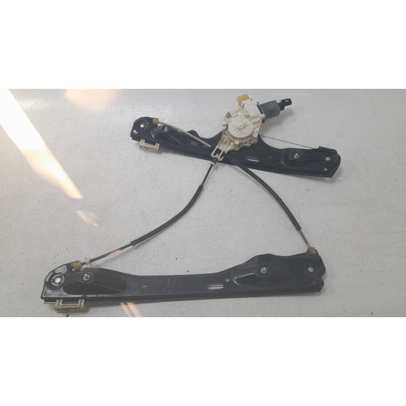 Recambio de elevalunas delantero izquierdo para bmw x1 (e84) sdrive 18 d referencia OEM IAM 51332990385  112091/2142701