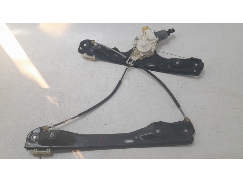 Recambio de elevalunas delantero izquierdo para bmw x1 (e84) sdrive 18 d referencia OEM IAM 51332990385  112091/2142701