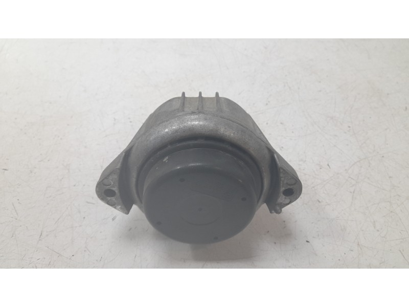 Recambio de soporte motor izquierdo para bmw x1 (e84) xdrive 20d referencia OEM IAM 676880003  