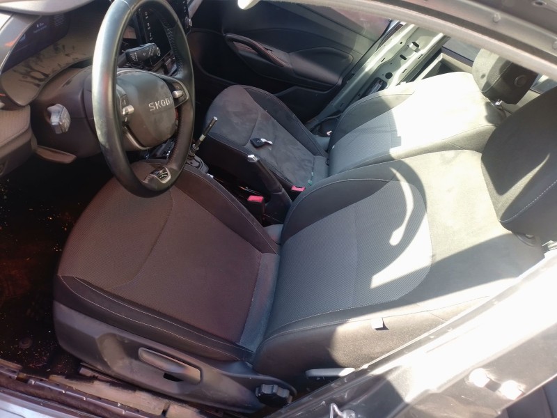Recambio de juego asientos completo para skoda fabia iv (pj3) 1.0 mpi referencia OEM IAM   