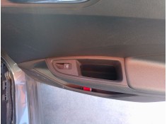 MANDO ELEVALUNAS TRASERO DERECHO 