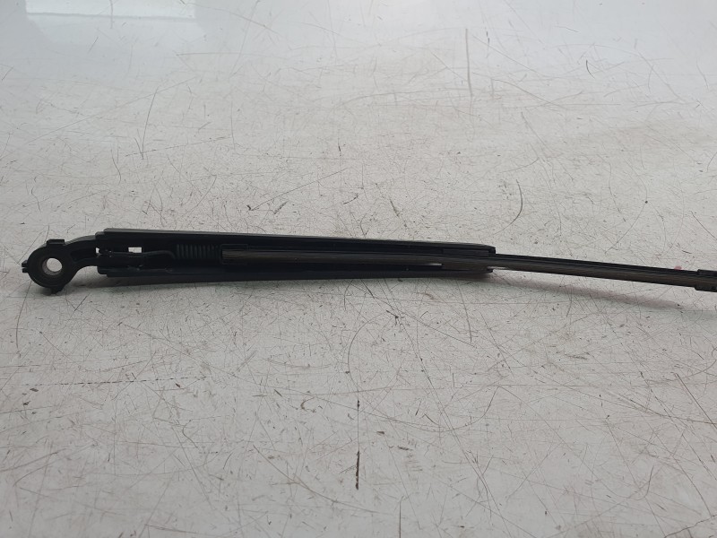 Recambio de brazo limpia trasero para volkswagen touran (5t1) 2.0 tdi referencia OEM IAM 5TA955704B  