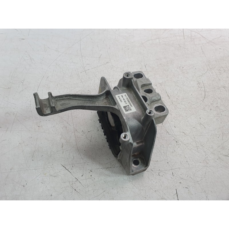 Recambio de soporte motor derecho para volkswagen touran (5t1) 2.0 tdi referencia OEM IAM 5WA199262H  