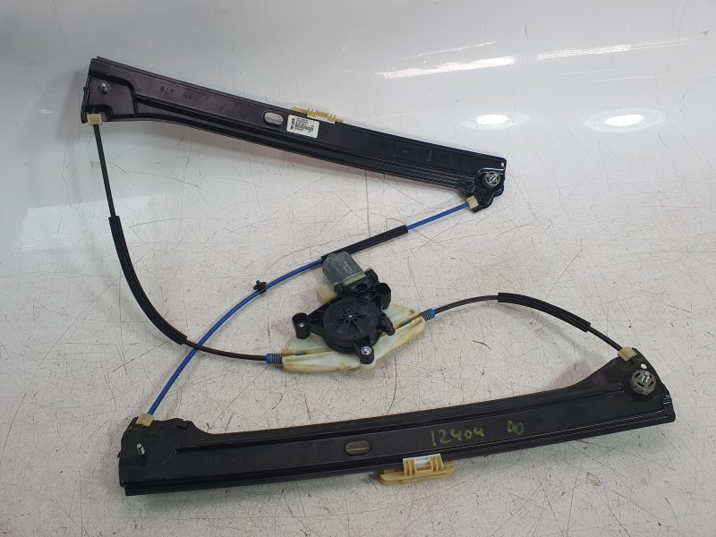 Recambio de elevalunas delantero derecho para volkswagen touran (5t1) 2.0 tdi referencia OEM IAM 5TA837462A  