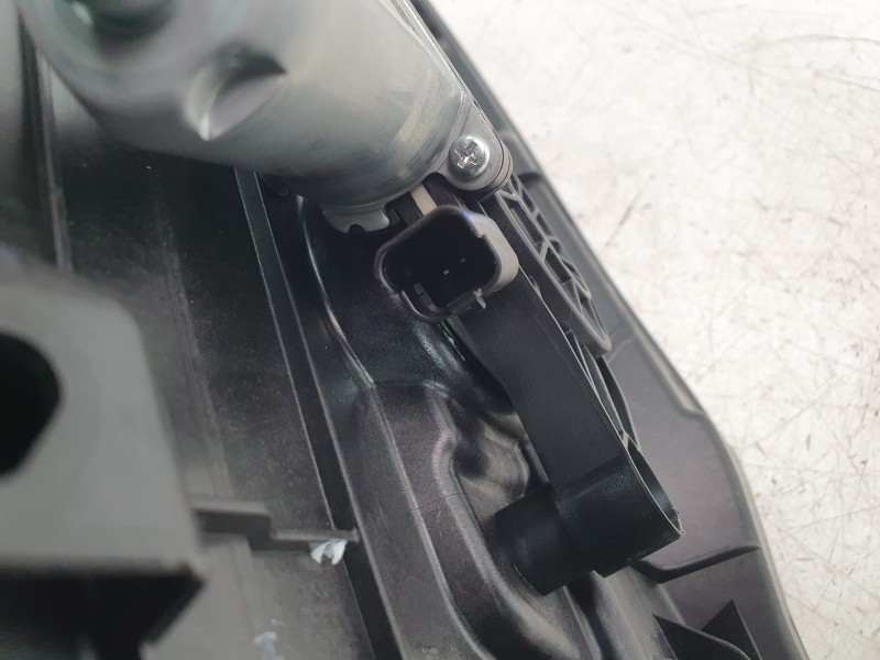 Recambio de elevalunas trasero izquierdo para byd seal u 1.5 plug-in hybrid awd referencia OEM IAM 14248412  