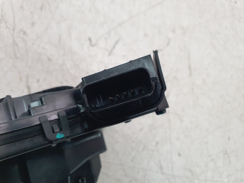 Recambio de cerradura puerta trasera izquierda para byd seal u 1.5 plug-in hybrid awd referencia OEM IAM SA3F6205200V  