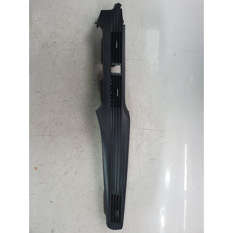 Recambio de aireador central para hyundai i20 iii (bc3, bi3) 1.0 t-gdi referencia OEM IAM 84795Q0000  