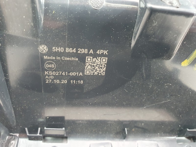 Recambio de aireador central para volkswagen golf viii (cd1, da1) 2.0 tdi referencia OEM IAM 5H0864298A  