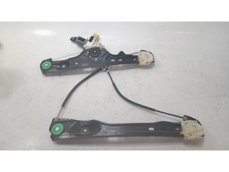 Recambio de elevalunas delantero izquierdo para bmw x1 (e84) xdrive 20d referencia OEM IAM 51332990385  112091/2142701