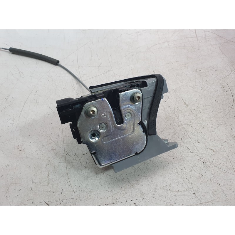 Recambio de cerradura puerta trasera derecha para hyundai i20 iii (bc3, bi3) 1.0 t-gdi referencia OEM IAM 81420Q0000  