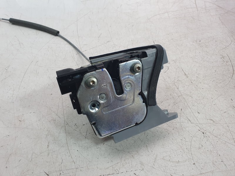 Recambio de cerradura puerta trasera derecha para hyundai i20 iii (bc3, bi3) 1.0 t-gdi referencia OEM IAM 81420Q0000  