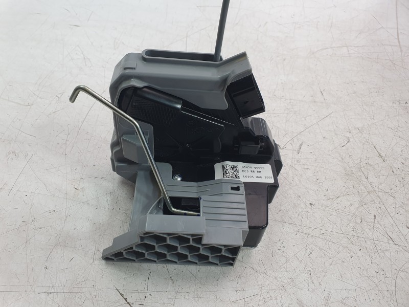 Recambio de cerradura puerta trasera derecha para hyundai i20 iii (bc3, bi3) 1.0 t-gdi referencia OEM IAM 81420Q0000  
