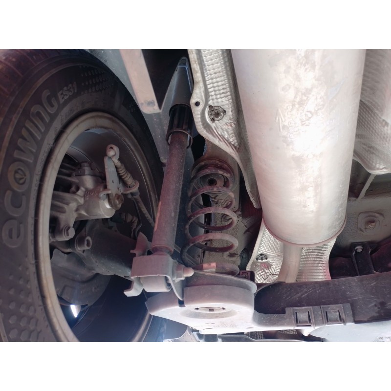 Recambio de amortiguador trasero izquierdo para skoda fabia iv (pj3) 1.0 mpi referencia OEM IAM   