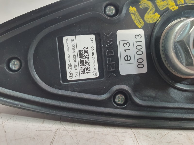 Recambio de antena para hyundai i20 iii (bc3, bi3) 1.0 t-gdi referencia OEM IAM 96210Q0100EB  