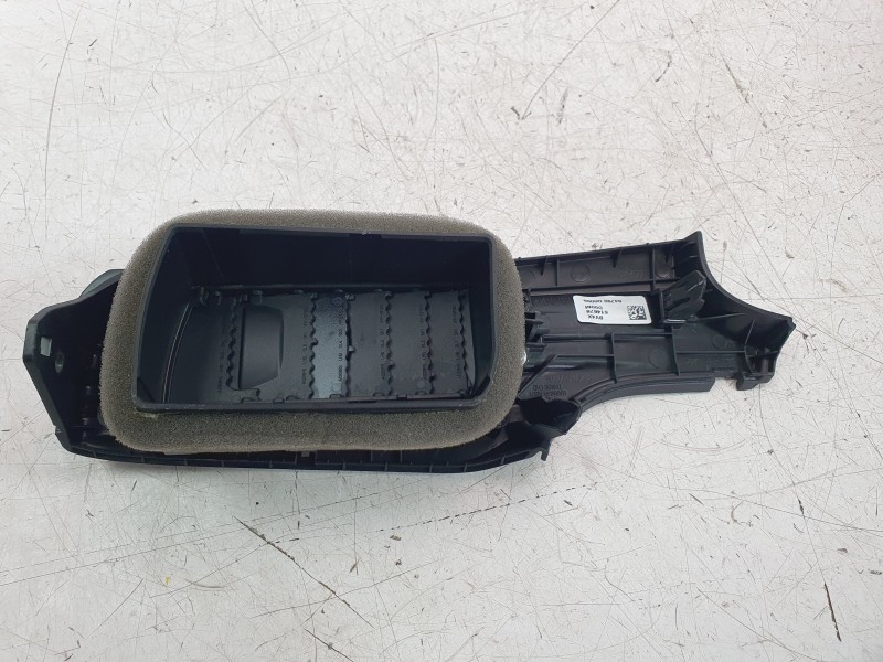 Recambio de aireador izquierdo para hyundai i20 iii (bc3, bi3) 1.0 t-gdi referencia OEM IAM 84790Q0000  