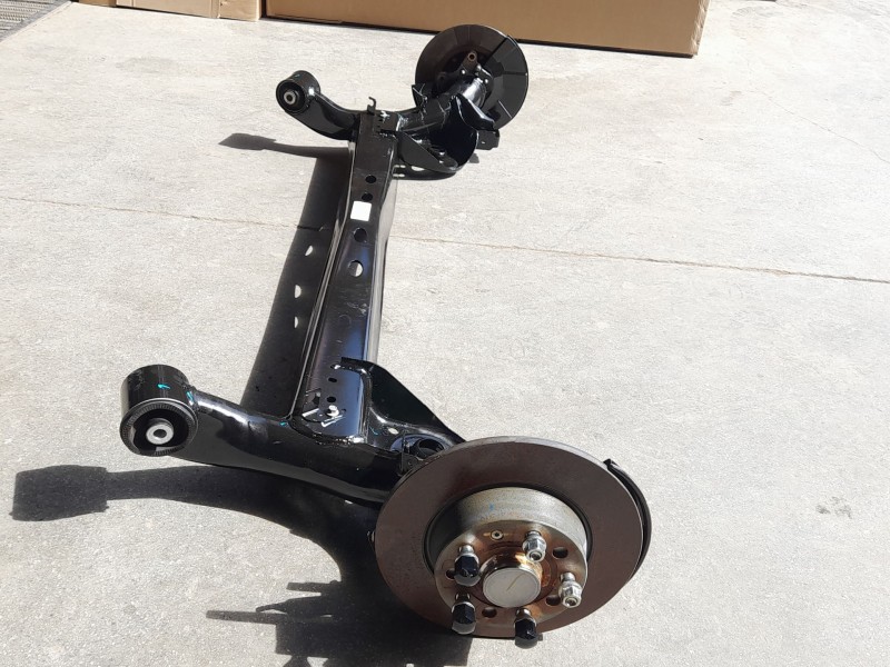 Recambio de puente trasero para mg zs 1.5 hybrid+ referencia OEM IAM 18881666  