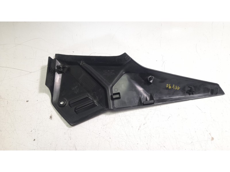 Recambio de moldura para honda cb 500x cb 500x referencia OEM IAM 83611MLRD800  