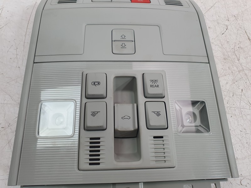 Recambio de luz interior para volkswagen touran (5t1) 2.0 tdi referencia OEM IAM 510867591A  