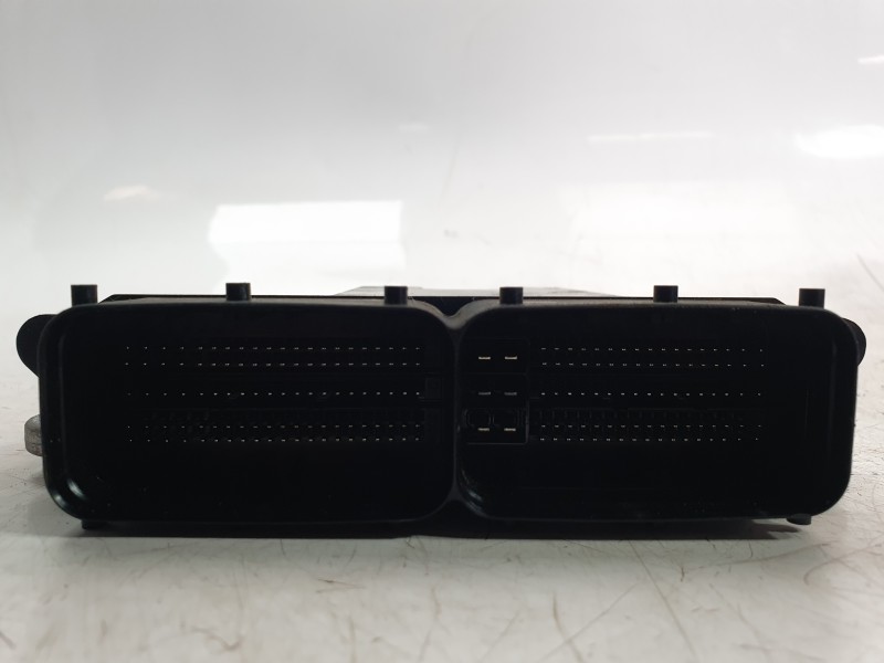 Recambio de centralita motor uce para volkswagen touran (5t1) 2.0 tdi referencia OEM IAM 05L907309T 0281039429 