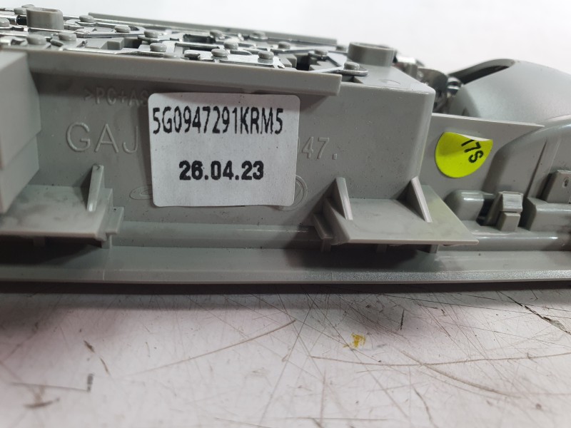 Recambio de luz interior para volkswagen touran (5t1) 2.0 tdi referencia OEM IAM 5G0947291KRM5  