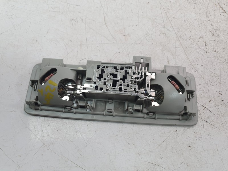 Recambio de luz interior para volkswagen touran (5t1) 2.0 tdi referencia OEM IAM 5G0947291KRM5  