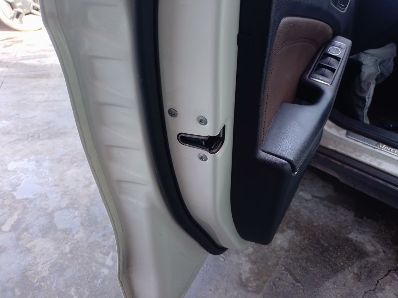 Recambio de cerradura puerta delantera izquierda para mercedes-benz clase gla (x156) gla 200 cdi / d (156.908) referencia OEM IA