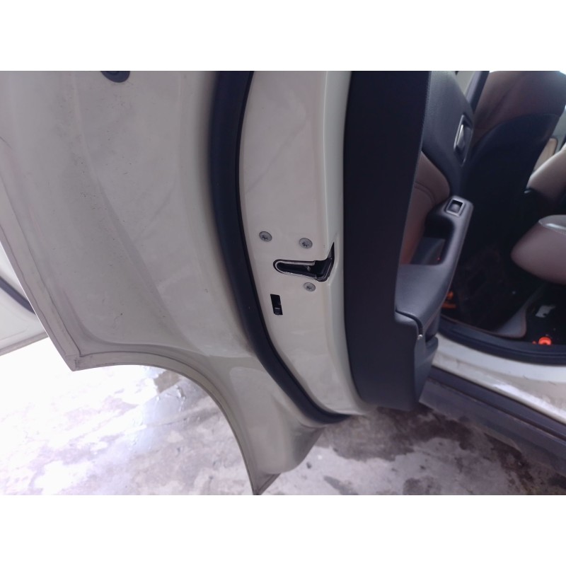 Recambio de cerradura puerta trasera izquierda para mercedes-benz clase gla (x156) gla 200 cdi / d (156.908) referencia OEM IAM 