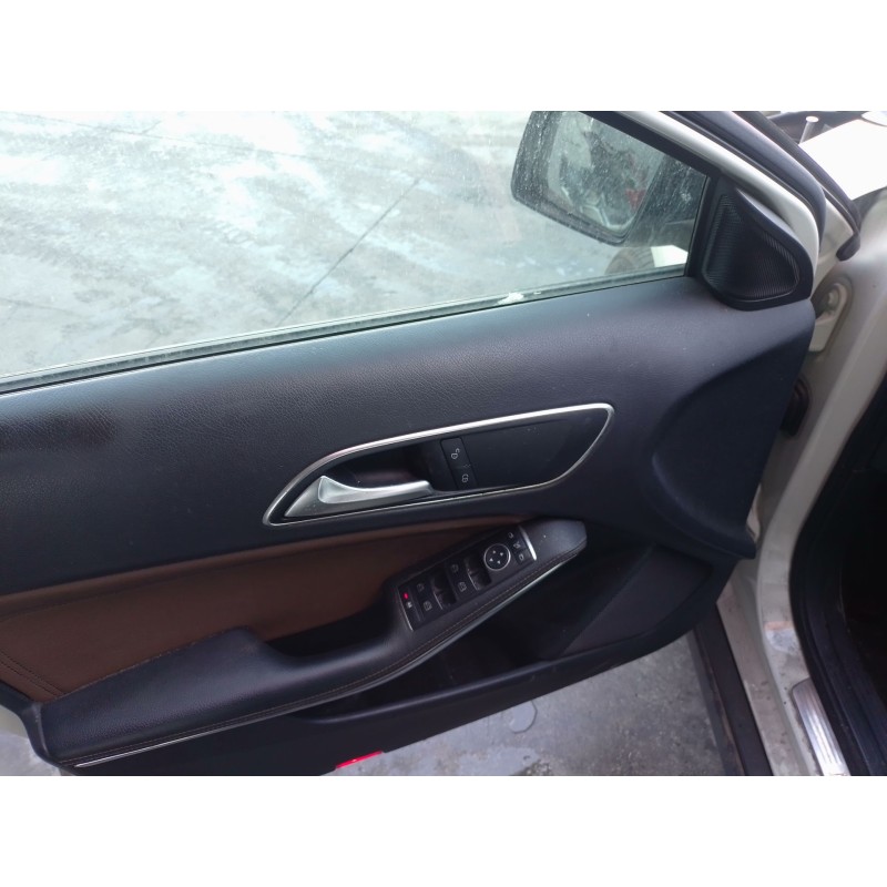 Recambio de elevalunas delantero izquierdo para mercedes-benz clase gla (x156) gla 200 cdi / d (156.908) referencia OEM IAM   